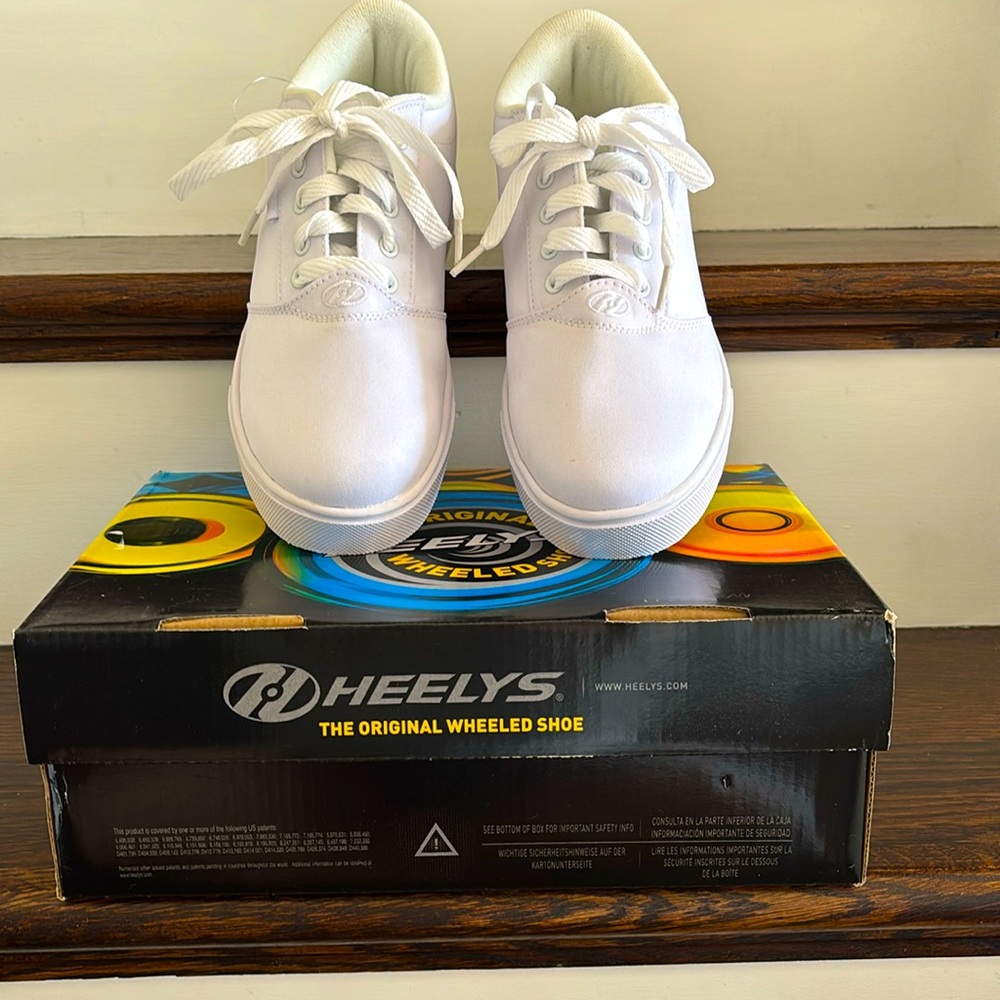 Heelys Wheeled Shoes Pro 20 Triple White Shoes 8M/9W/40.5EUR/26CM